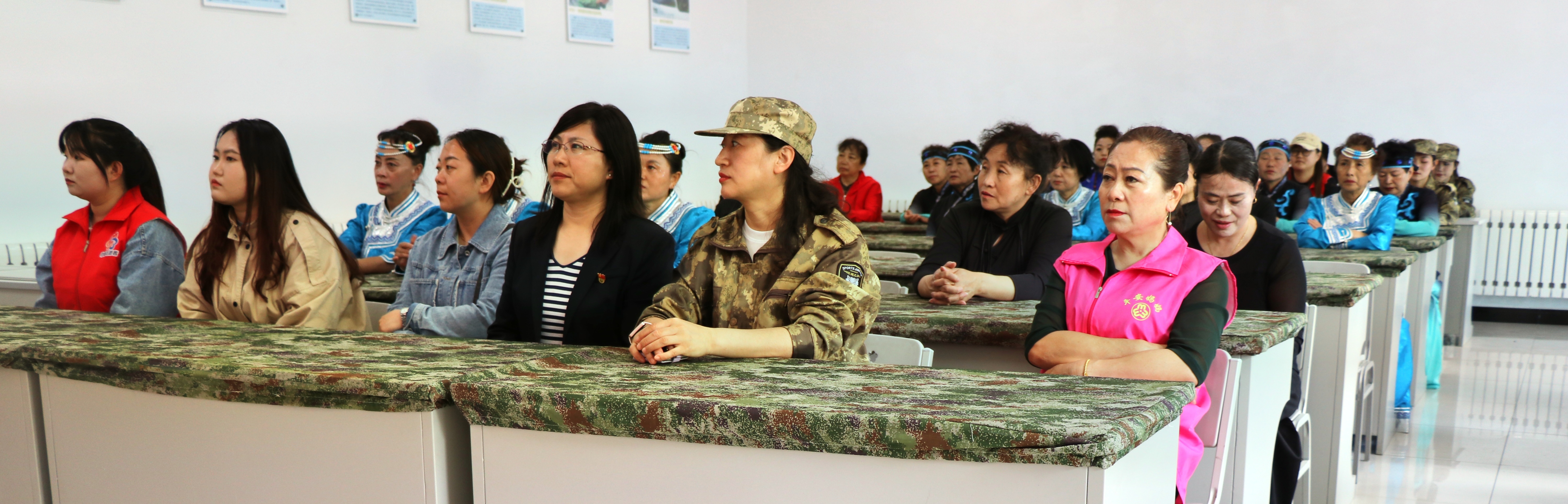 阿爾山森工公司工會開展心系邊疆情暖邊綠境行主題活動1.jpg
